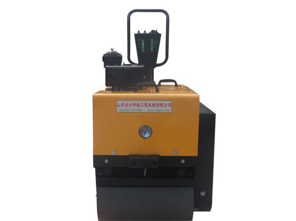 无极变速压路机